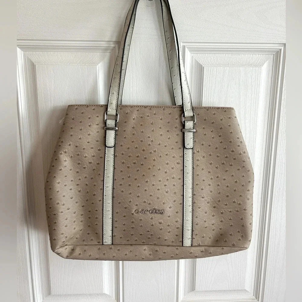 G by Guess women’s shoulder bag